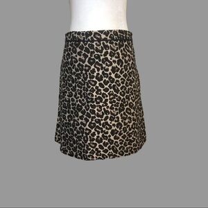 💛 4 💛 NWT Anthro Leopard Print Mini Skirt Back Zipper Thick Material